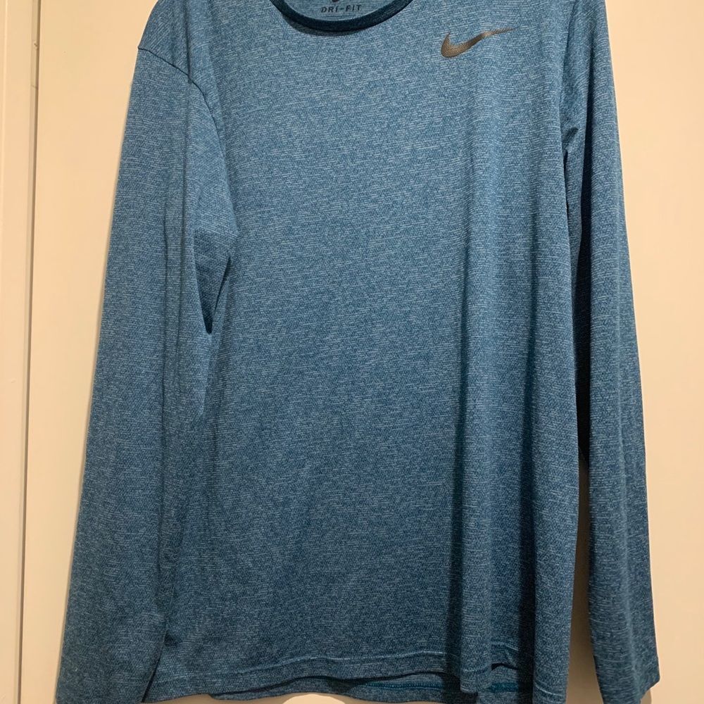 Nike Bundle - Picture 3 of 6
